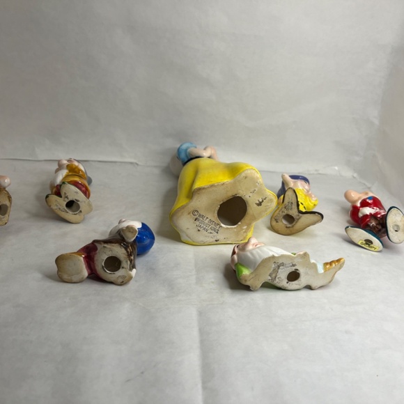 Vintage Walt Disney Snow White and the 6 Dwarfs Figurines • Ceramic • Japan RARE - Picture 13 of 14